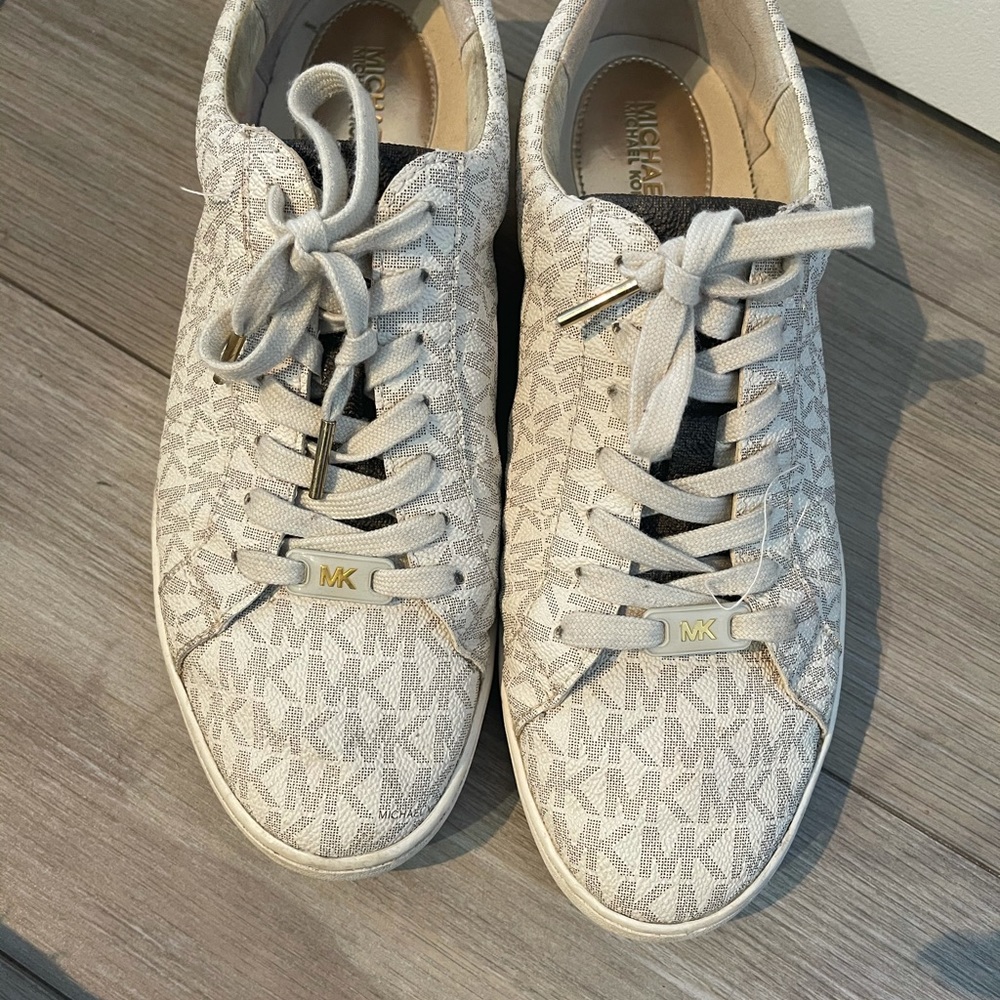 Shoes mk.